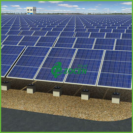 Em centrais eléctricas fotovoltaicos da grande escala da grade