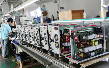 A montagem em rack 1000va opcional da tensão nominal levanta a substituição da bateria para computadores pessoais