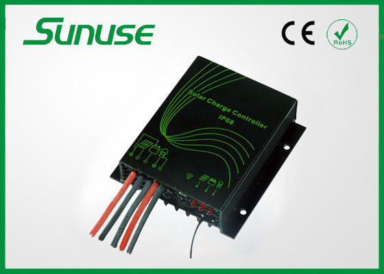 o controlo a distância 10a IP68 waterproof o controlador da carga do painel solar de PWM