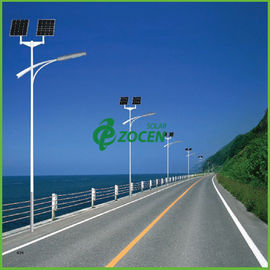 Luzes de rua solares altas brancas frias ajustáveis do painel solar de IP65 70W