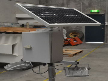 Luzes de inundação postas solares impermeáveis do diodo emissor de luz exteriores para a C.C. da iluminação de rua 12V