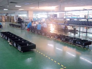 A cremalheira da série do castelo do poder monta levanta 10kva 220vac para o centro de dados