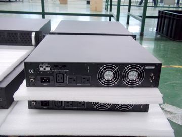 A conversão em linha do dobro do HF UPS da montagem de cremalheira digitou inteiramente o controle