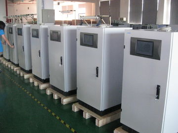 Fase UPS em linha 10KVA 40KVA 60KVA 100KVA 120KVA do centro de dados 3